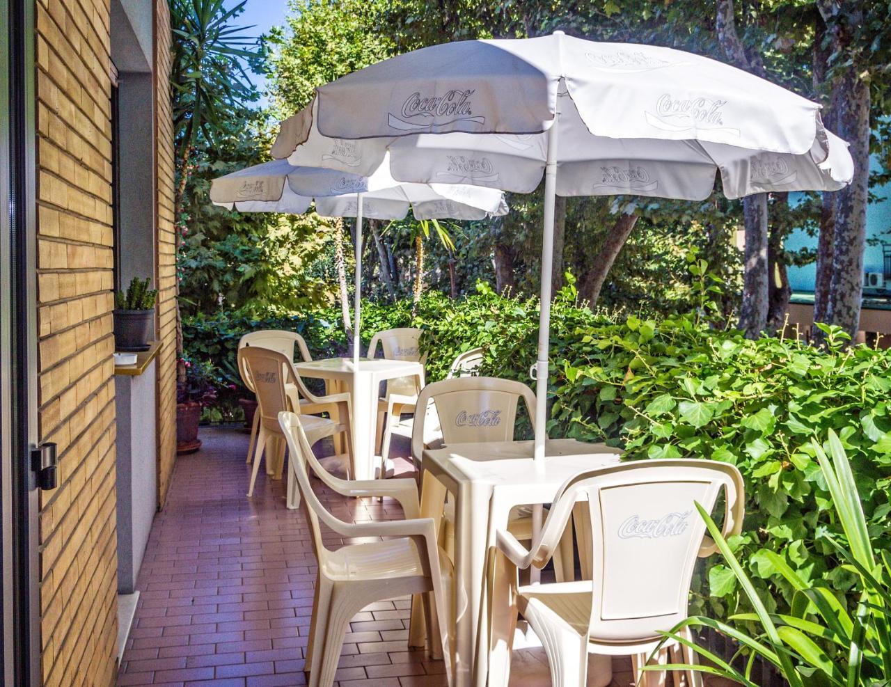 Hotel Trianon Bellaria-Igea Marina Exterior foto